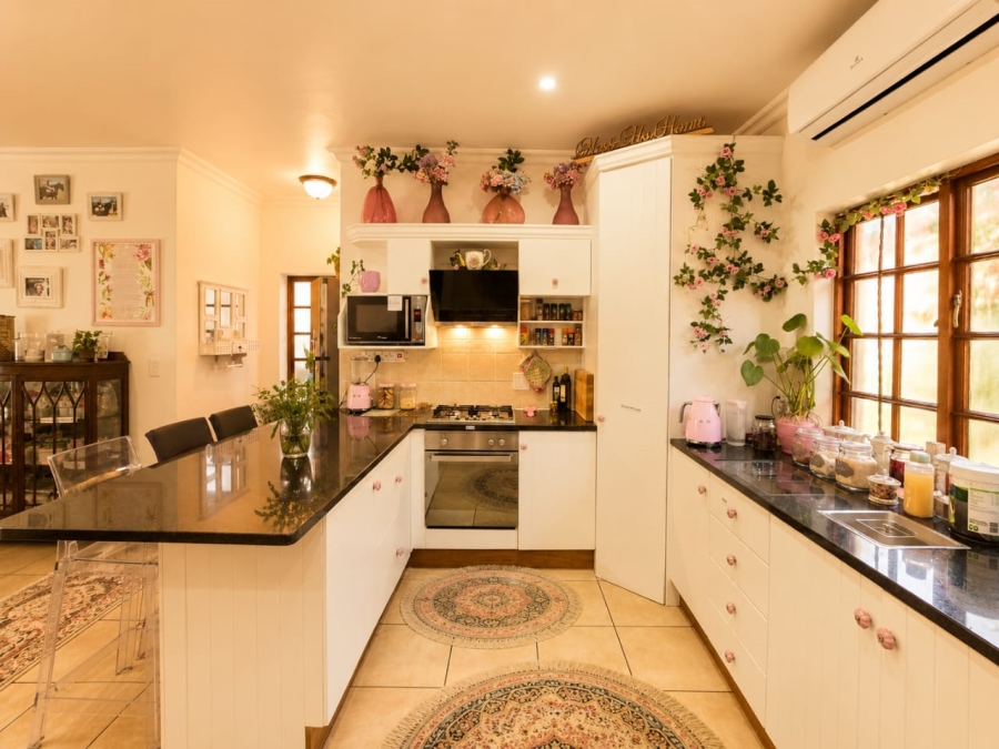 3 Bedroom Property for Sale in Landsmeer Residential Estate North West